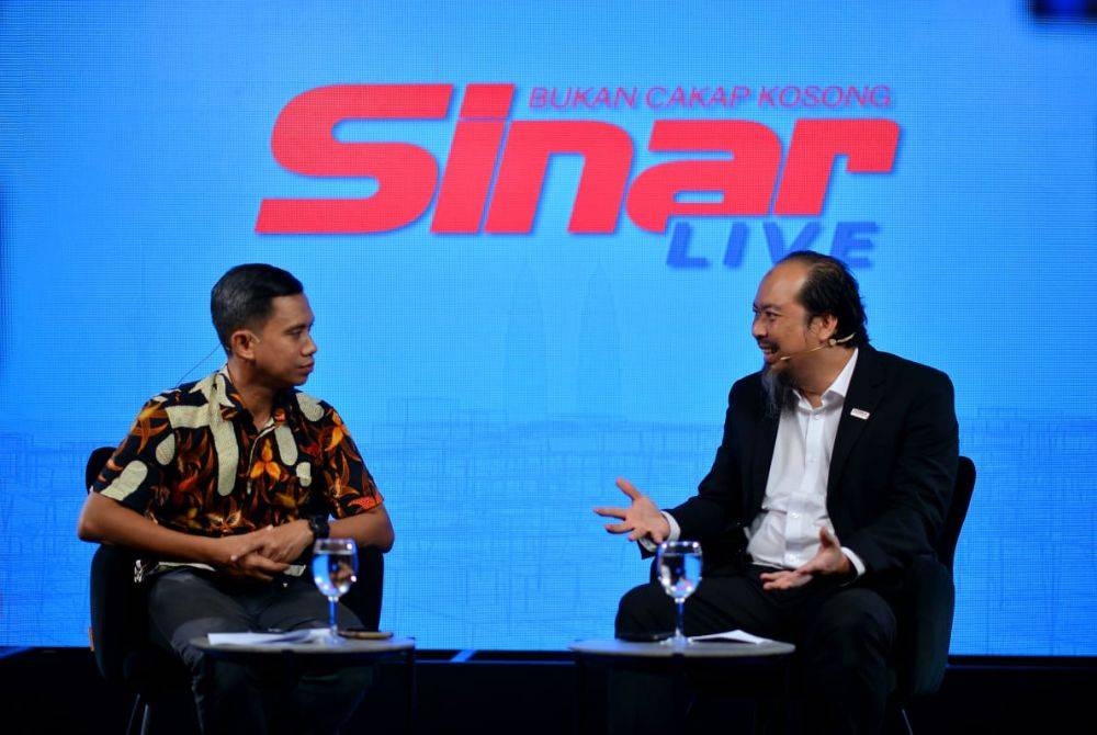 Sinar Live bersama Ahmed Razman (kanan) membicarakan Apa Dosa T20? yang berlangsung di Studio Sinar Harian pada Khamis. - Foto Sinar Harian / Asril Aswandi Shukor.