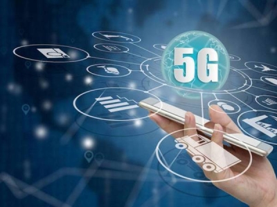 Pasukan Petugas Pelaksanaan Dwirangkaian 5G Malaysia kini memberi tumpuan kepada penyelesaian isu berkaitan perjanjian akses 5G antara pihak penyedia perkhidmatan bersama DNB serta penyertaan ekuiti mereka dalam entiti berkenaan.. - Gambar hiasan