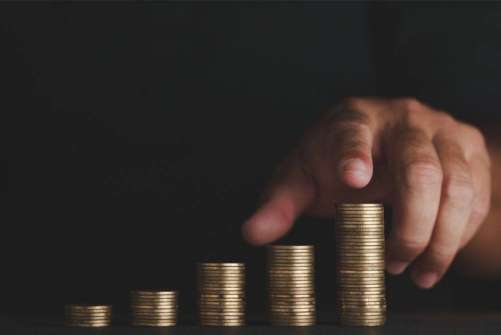 Seorang lelaki yang dikehendaki polis sebelum ini ditahan selepas disyaki mencuri sejumlah wang syiling di sebuah kedai menjual barangan basah dan runcit di Kampung Kubang Tin, Peringat pada Khamis.(Gambar hiasan) - Foto123rf