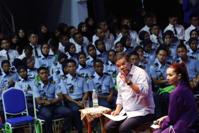 Saifuddin Nasution pada Sesi Townhall dan Perasmian Jelajah Ikon Madani di Universiti Utara Malaysia, Sintok, Kedah hari ini. - Foto Bernama