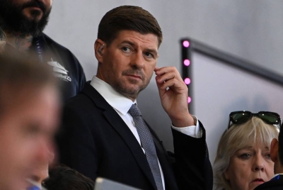 Gerrard dilaporkan akan menyertai Al Ettifaq. - Foto EPA