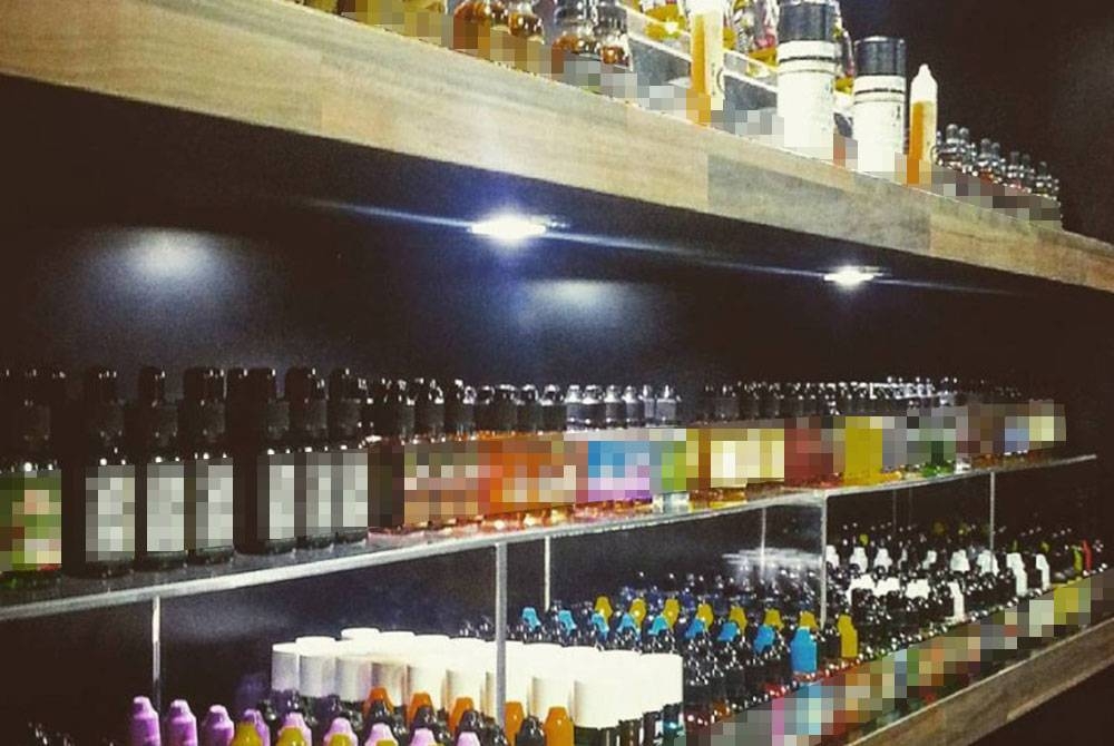 Pusat Racun Negara merekodkan sebanyak 77 kes pendedahan kepada nikotin (keracunan nikotin) daripada rokok elektronik bagi tempoh 2015 hingga 2022. - Gambar hiasan