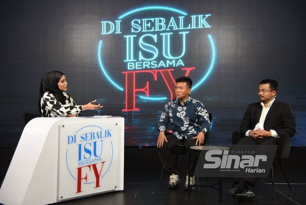 Program Di Sebalik Isu Bersama FY bertajuk 'Diskriminasi Kaum Masih Wujud Dalam Dunia Pekerjaan', pada Jumaat menampilkan Finaz itu turut dihadiri oleh Boss James (tengah) dan Ahmad Yazid. - Foto SINAR HARIAN/ MOHD RAFIQ REDZUAN HAMZAH
