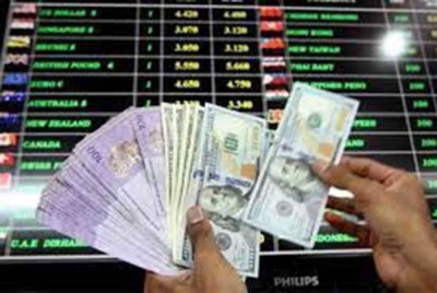 Unit tempatan menyusut nilai kepada 4.6630/6670 berbanding dolar AS daripada 4.6525/6580 pada penutupan Khamis. - Gambar hiasan
