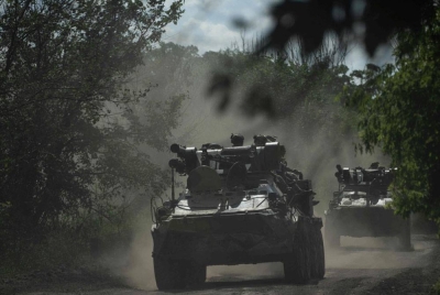 APC Ukraine menuju ke Bakhmut, Donetsk pada Sabtu - Foto AFP