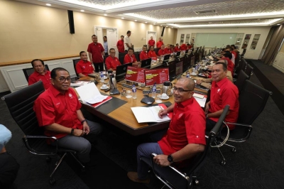 Mohamed Khaled mempengerusikan Mesyuarat Perhubungan UMNO Johor di Ibu Pejabat UMNO Johor pada Ahad.