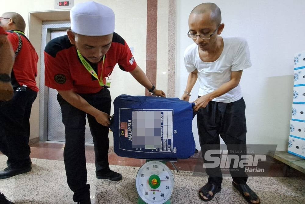 Khidmat timbang awal bagi memudahkan jemaah merancang kapasiti bagasi.