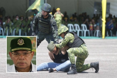 Persembahan sempena Sambutan Hari Ulang Tahun Rela ke-51 peringkat kebangsaan 2023 yang diadakan di Pusat Latihan Rela Wilayah Utara di Bukit Selambau, pada Isnin. Gambar kecil: Saifuddin Nasution