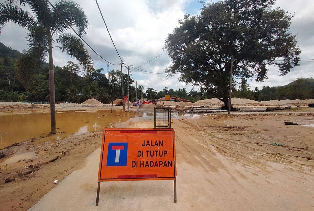 Kebanyakan laluan ditutup sejurus tragedi banjir aliran puing melanda Kampung Iboi 4 Julai tahun lalu.