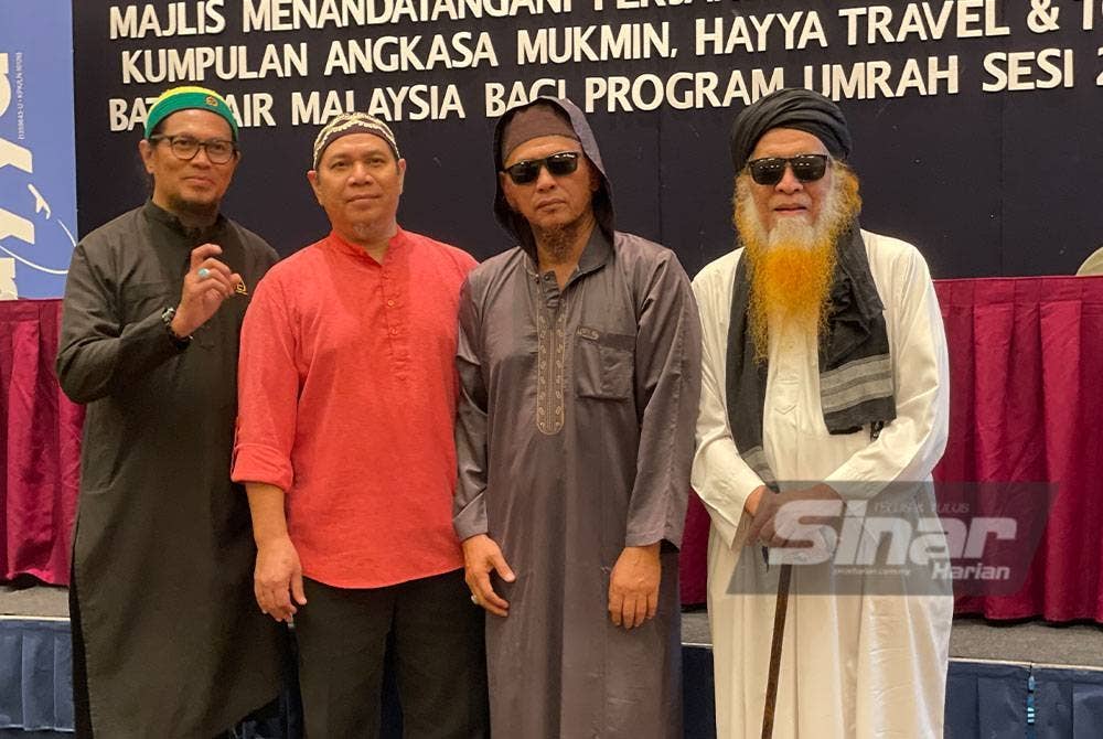 Mel (dua dari kiri) bersama Ali XPDC, Iwan Syahman dan Dr Sam.