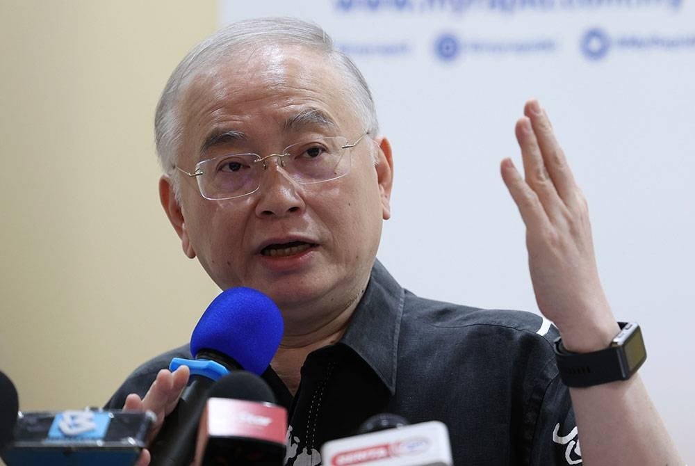 Wee Ka Siong. - Foto Bernama