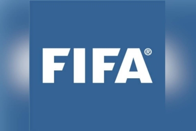 FIFA pada Selasa menarik balik penggantungan ke atas Zimbabwe daripada menyertai kejohanan dunia.