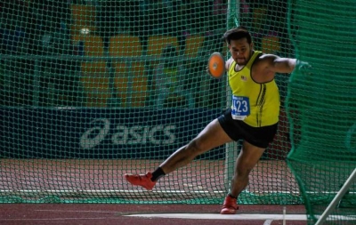 Irfan Shamsuddin meraih pingat gangsa di Kejohanan Olahraga Asia 2023 di Stadium Nasional Suphachalasai pada Sabtu