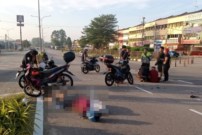 Seorang pemuda maut selepas terlibat dalam kemalangan di Kilometer 73 Jalan Johor Bahru-Air Hitam, Kluang pada Sabtu.