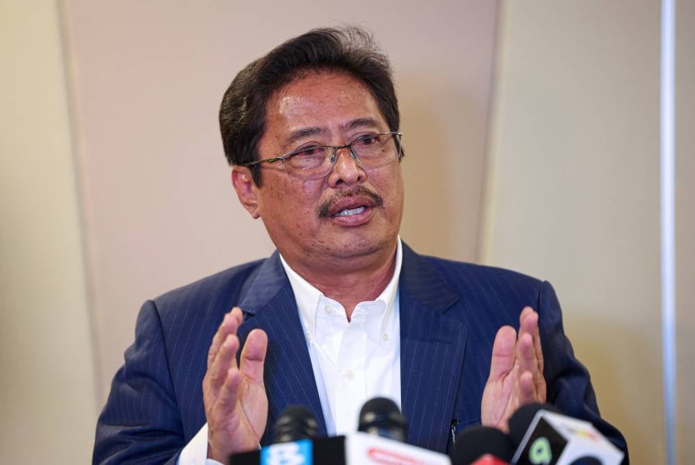 Azam Baki - Foto Bernama