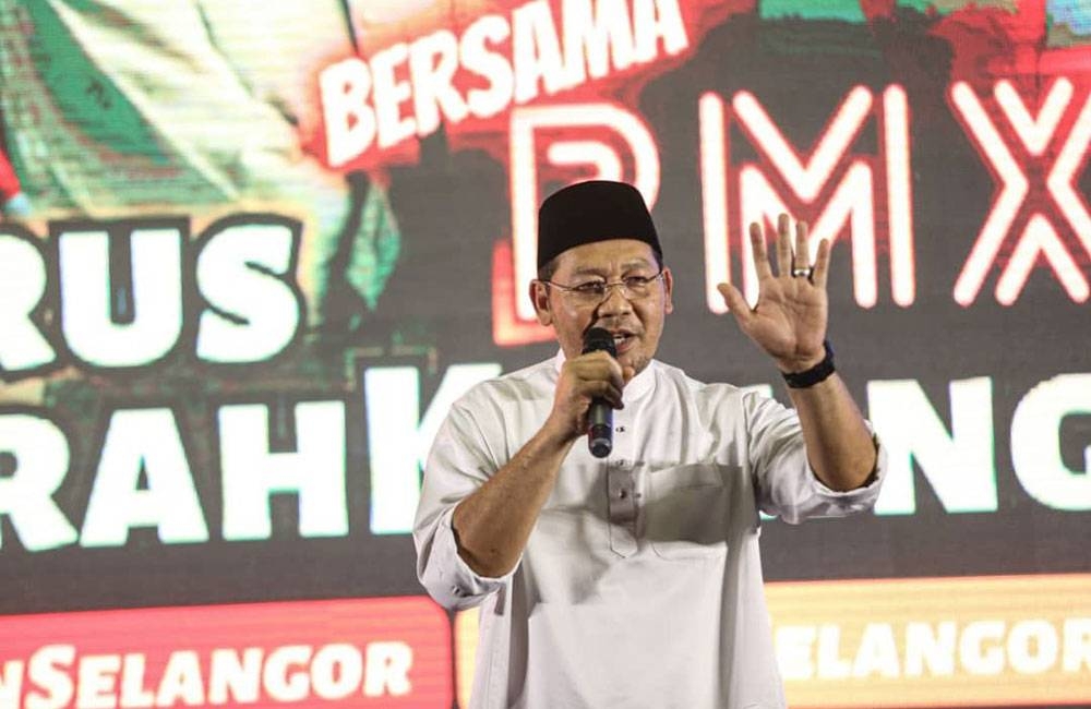 Khairuddin bersemangat memulakan kempen PRN sejurus selesai menghantar borang penamaan calon pada Sabtu.