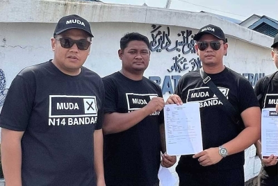 Ahli Muda Terengganu membuat laporan polis di Ibu Pejabat Polis Daerah (IPD) Kuala Terengganu pada petang Sabtu.