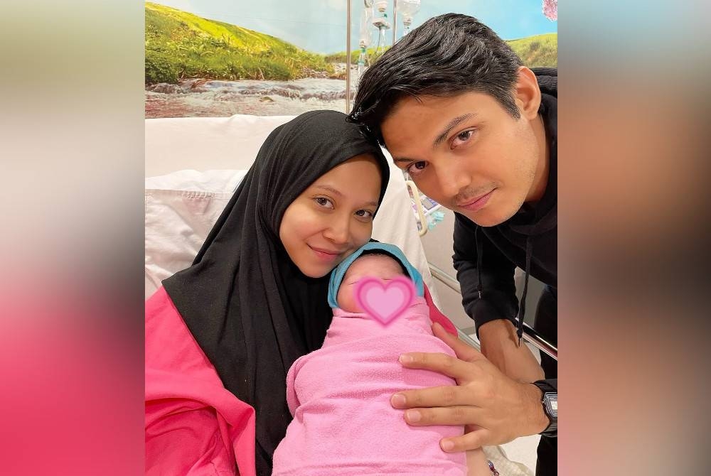 Farah dan suami bersama putera kedua mereka, Yusuf Gibran. - Foto Instagram Farah Nabilah