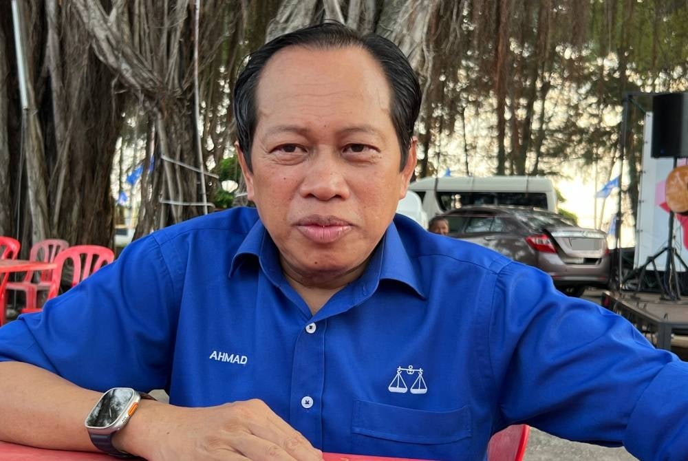 Ahmad ketika ditemui pemberita selepas program Sembang Santai bersama Calon BN Bagan Pinang dan Linggi di Port Dickson.