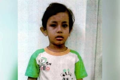 JKM daerah Jasin sedang mengesan waris dan ibu kandung kanak-kanak dikenali sebagai Siti Nur Kamariah.