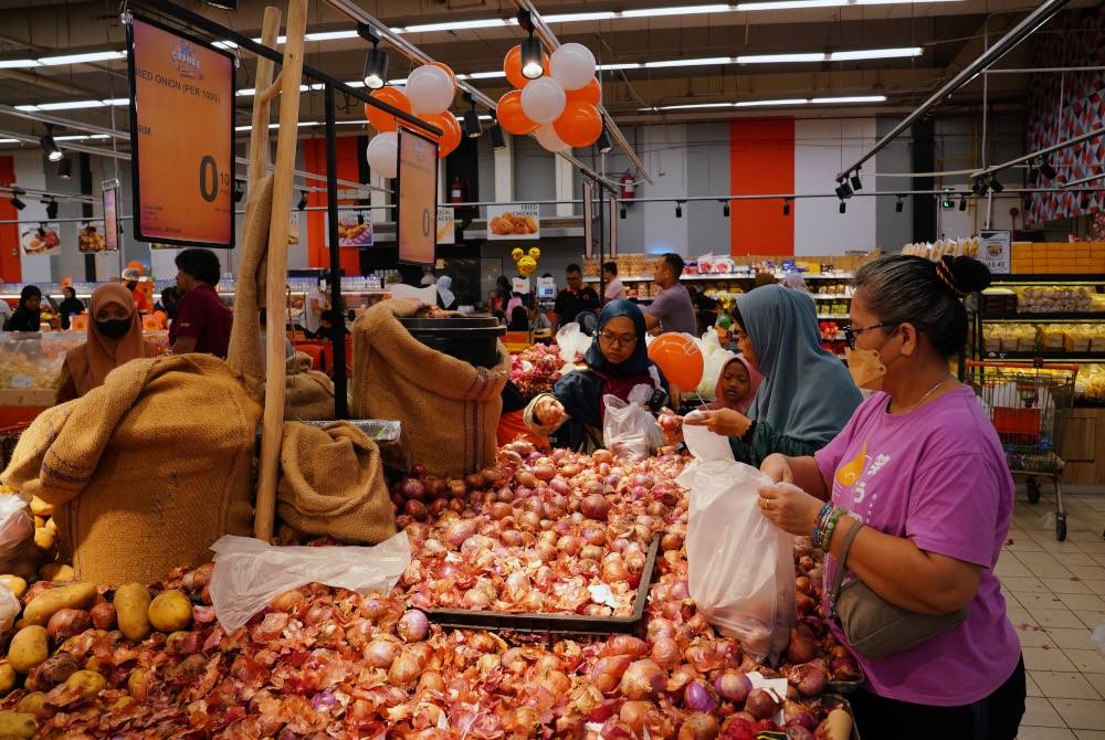 
Barangan ditawarkan AEON BiG adalah berkualiti tinggi selain harga rendah berbanding di tempat lain.