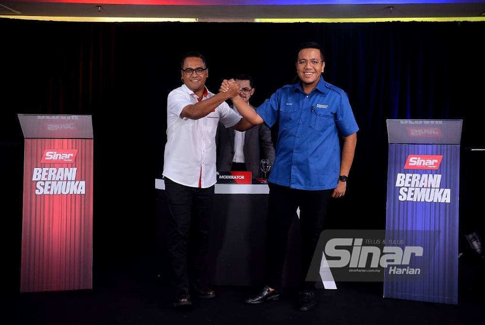 Berani Semuka bersama calon PH DUN Seri Serdang, Abbas Azmi (kiri) dan calon PN DUN Taman Medan, Dr Afif Bahardin. - Foto Sinar Harian ASRIL ASWANDI SHUKOR