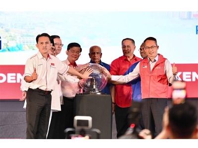 Pelancaran Manifesto Perpaduan Pulau Pinang 2023 di Butterworth Arena pada 1 Ogos lalu.
