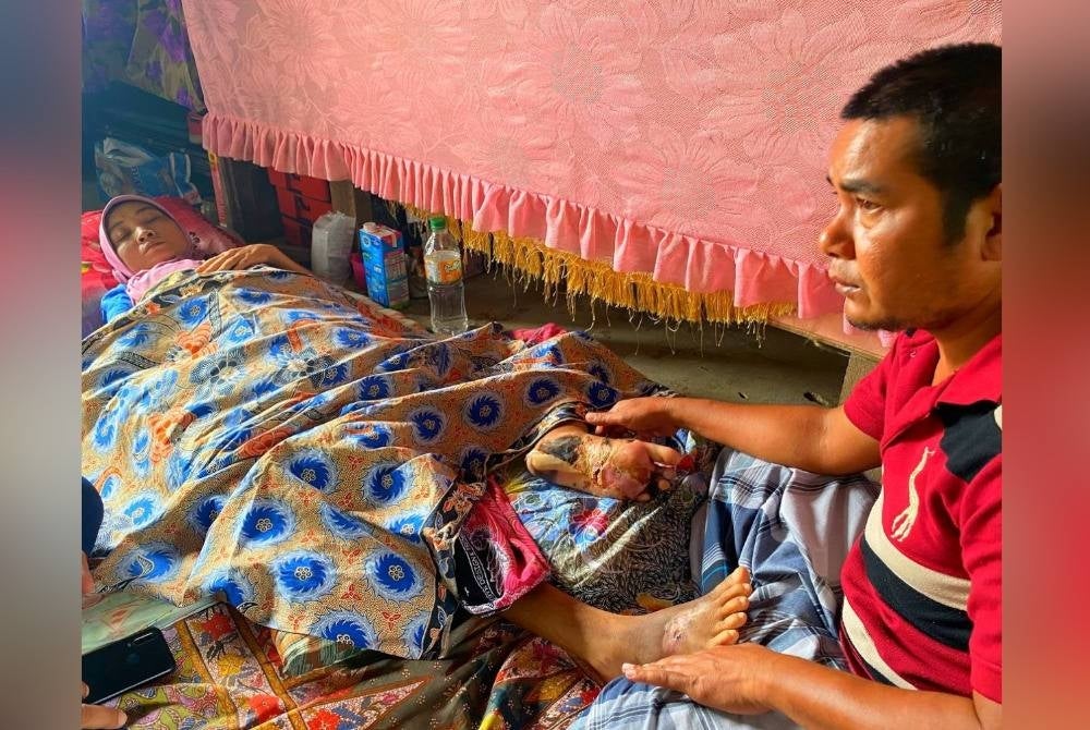 Zulkifli tidak sanggup meninggalkan isterinya yang menghidap kencing manis kronik sendirian di rumah di Kampung Serongga, Pasir Mas.