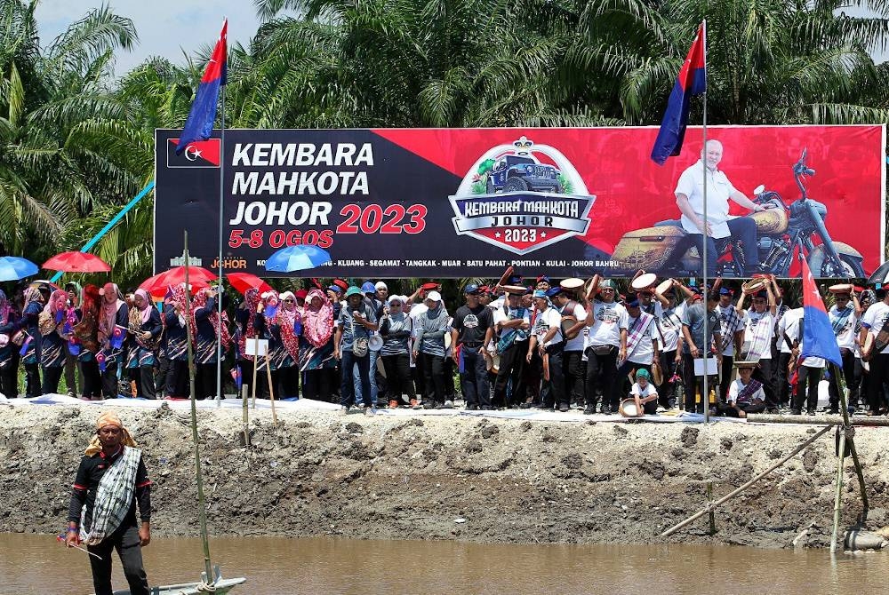 Peserta sukan rakyat yang diadakan sempena kehadiran konvoi KMJ 2023. - Foto Kelab Media Johor