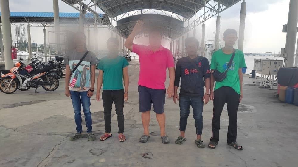 Empat daripada lima nelayan yang merupakan warga asing direman 14 hari untuk siasatan lanjut.