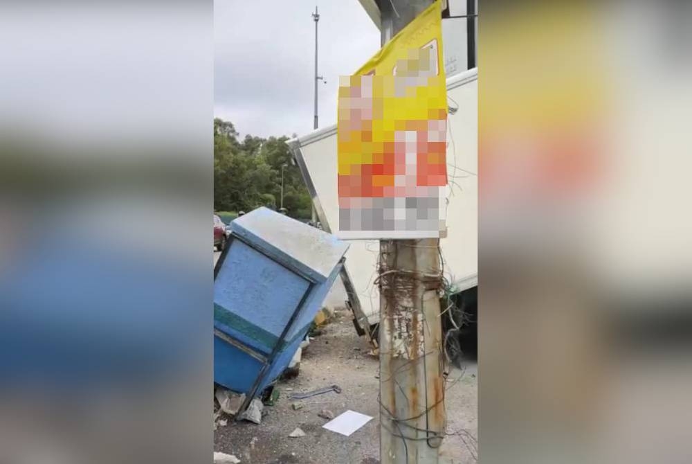 Tangkap layar video di media sosial memaparkan sebuah lori yang terbabas dan melanggar beberapa buah kenderaan lain di persimpangan lampu isyarat di Jalan Lebuh Puteri di sini pada Selasa.