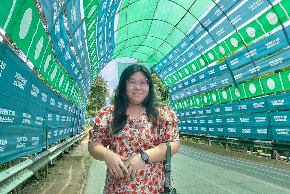 Salah seorang pengguna merakamkan gambar ketika melalui kawasan berkenaan.