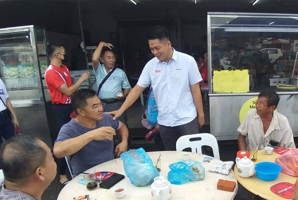 Adam Loh menyifatkan kemenangannya di DUN Bakar Arang sebagai kesinambungan sokongan pengundi terhadap perkhidmatan mantan ADUN Bakar Arang, Simon Ooi Tze Min yang menang pada PRU14 yang lalu.