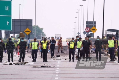 Operasi penyiasatan hari kedua diteruskan pada Jumaat di lokasi kejadian. FOTO: SINAR HARIAN/ ROSLI TALIB
