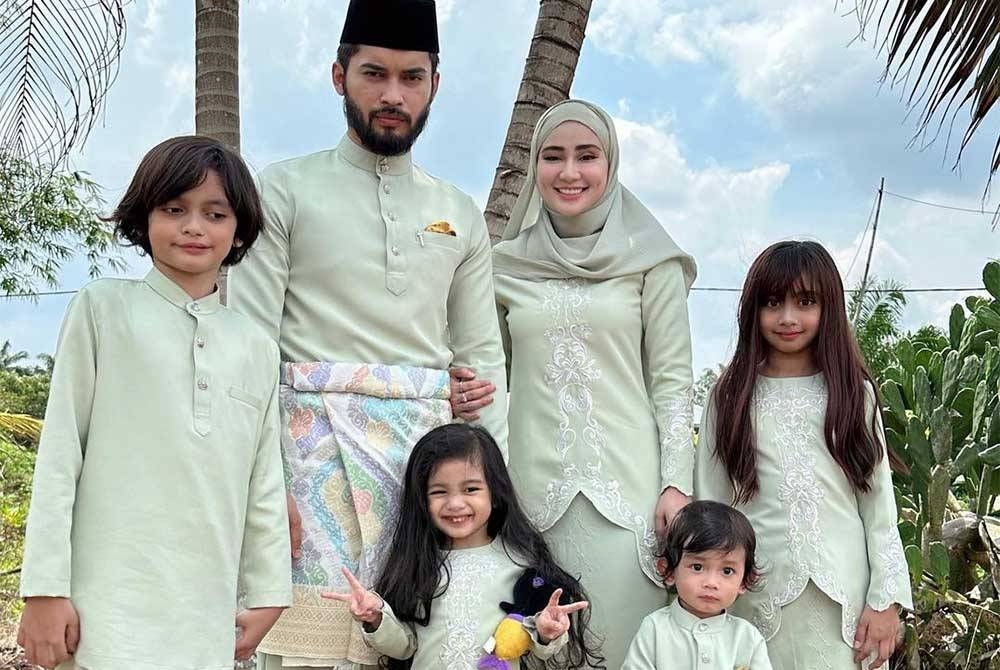 Keluarga bahagian Aeril dan Wawa.