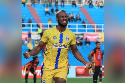Kpah Sherman wira Tok Gajah. Foto: Sri Pahang FC