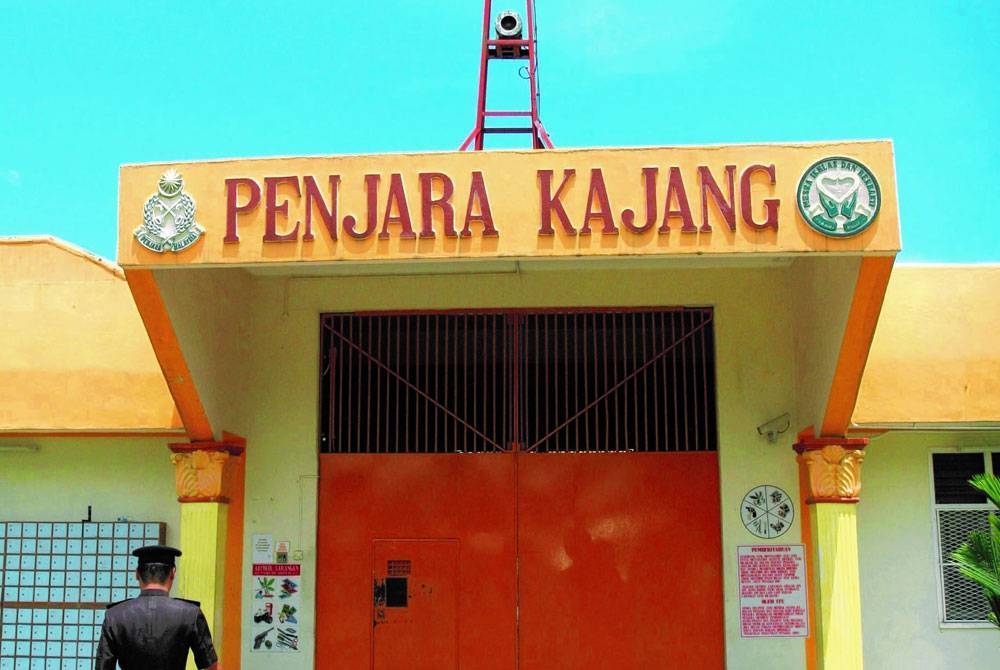 Jabatan Penjara Malaysia mengalu-alukan kerjasama daripada universiti tempatan dalam meningkatkan kesejahteraan penghuni melalui inisiatif program seperti pendidikan dan menaik taraf fasiliti untuk anak-anak penghuni. - Gambar hiasan