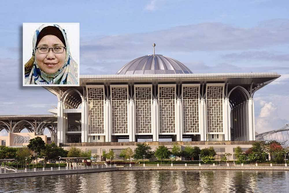 Persiapan bagi penganjuran Malaysia #QuranHour yang dijadualkan berlangsung di Masjid Tuanku Mizan Zainal Abidin, Putrajaya kini berada di peringkat akhir. Gambar kecil: Marhaini