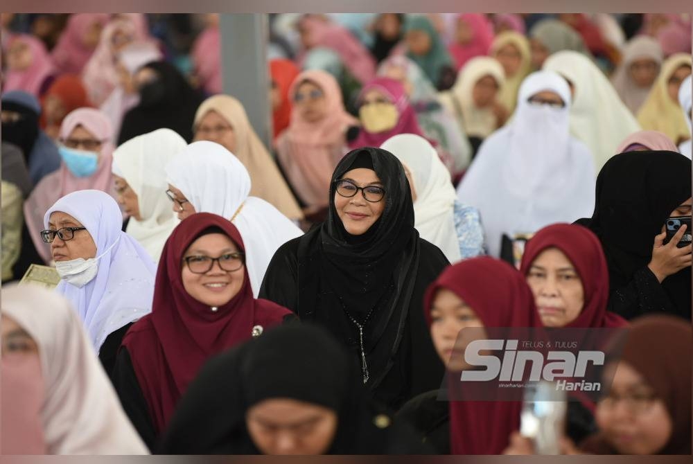 Erma Fatima teruja dapat mendalami tiga surah yang ketengahkan pada Malaysia #QuranHour kali ke-9.