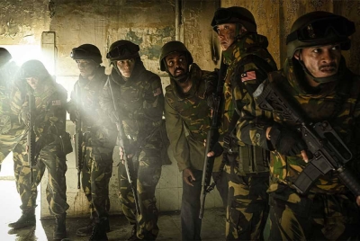 Biarpun ada di antara pelakon muncul untuk tiga ke empat babak, namun tetap memberikan yang terbaik.