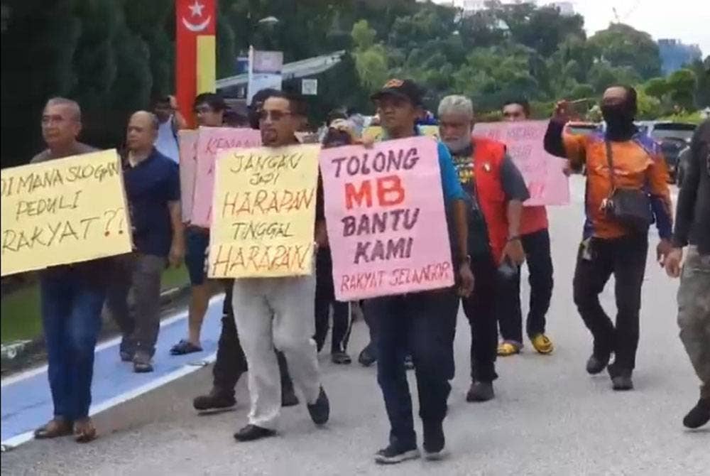 Pada Rabu telah diadakan serahan memorandum kali ketiga kepada Amirudin memohon kerajaan negeri membantu penempatan penduduk yang berdepan isu pengusiran selepas menerima notis pengosongan pada 18 Ogos lalu.
