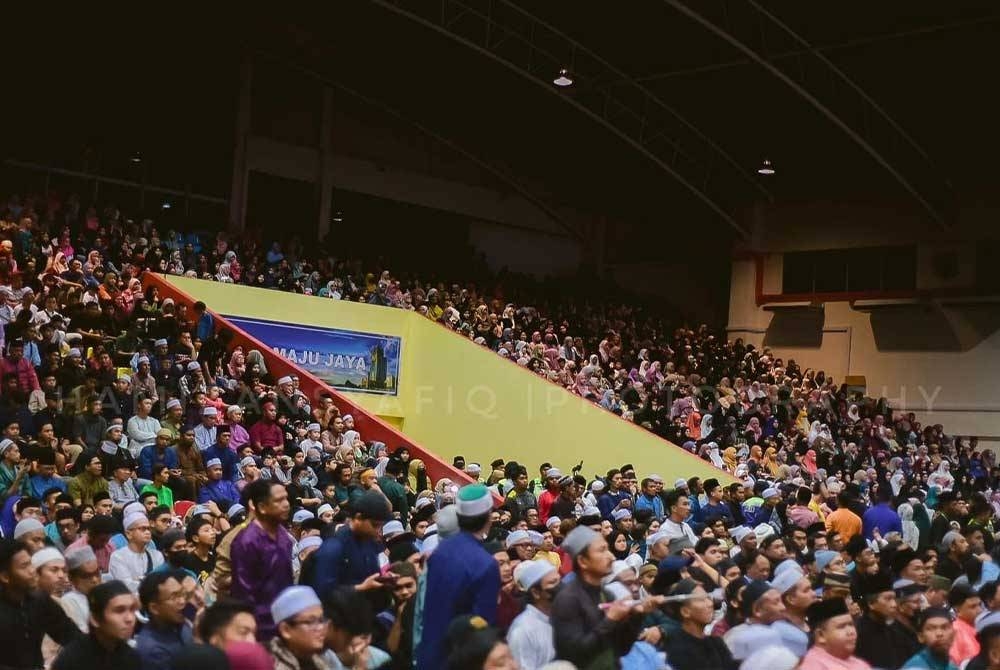 Ceramah Ustaz Abdul Somad di Dewan Seri Sulaman, Tuaran pada Jumaat. Foto: Facebook My Sabah.