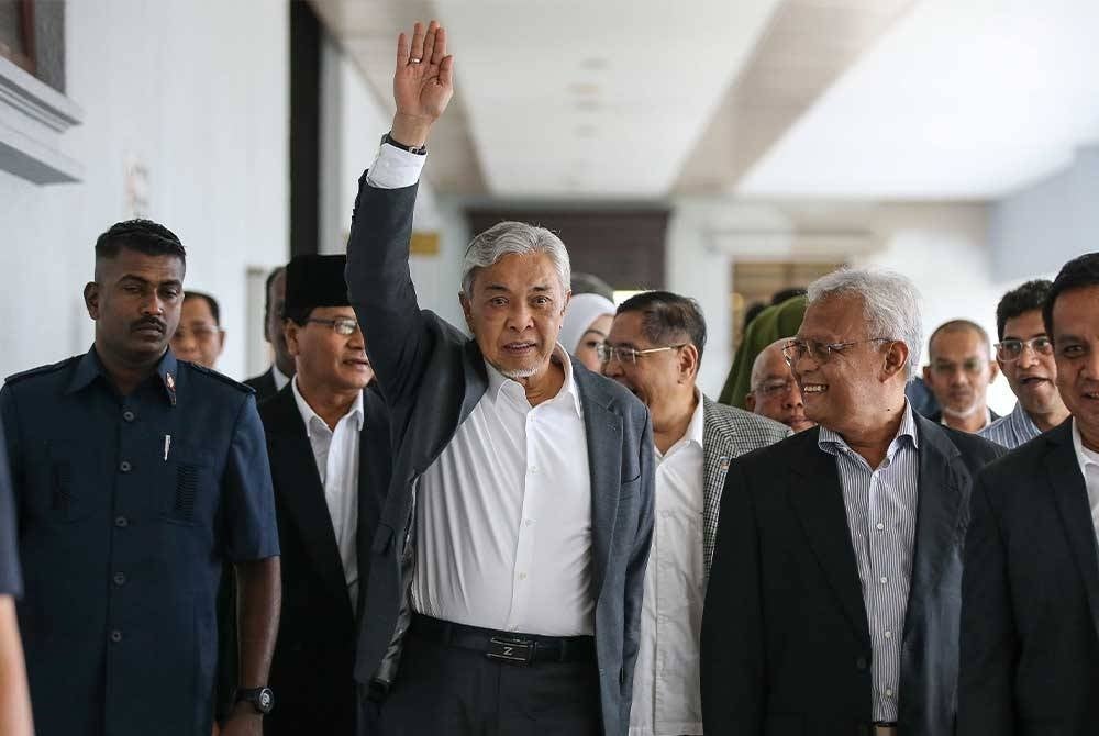 Mahkamah Tinggi memutuskan untuk melepaskan tanpa membebaskan Ahmad Zahid daripada semua 47 pertuduhan pecah amanah, rasuah dan pengubahan wang haram yang berkaitan dengan dana Yayasan Akalbudi. - Foto Bernama