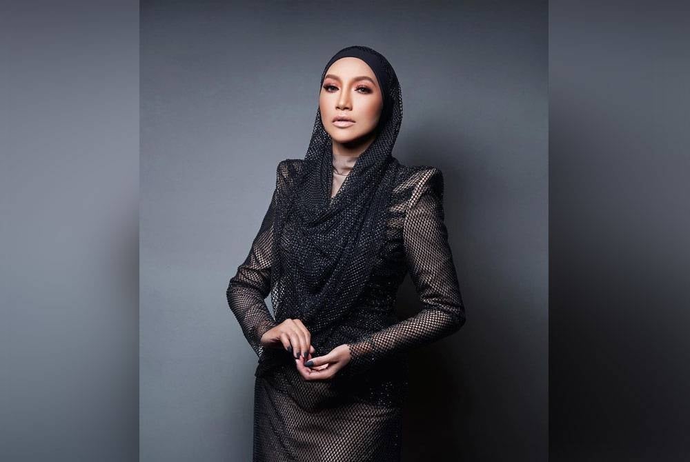 Ziana Zain memberitahu sama sekali tidak pernah mengejar pangkat itu, tetapi menganggap ia sebagai satu bonus sekiranya terpilih untuk menerima pingat yang membawa gelaran Datuk.
