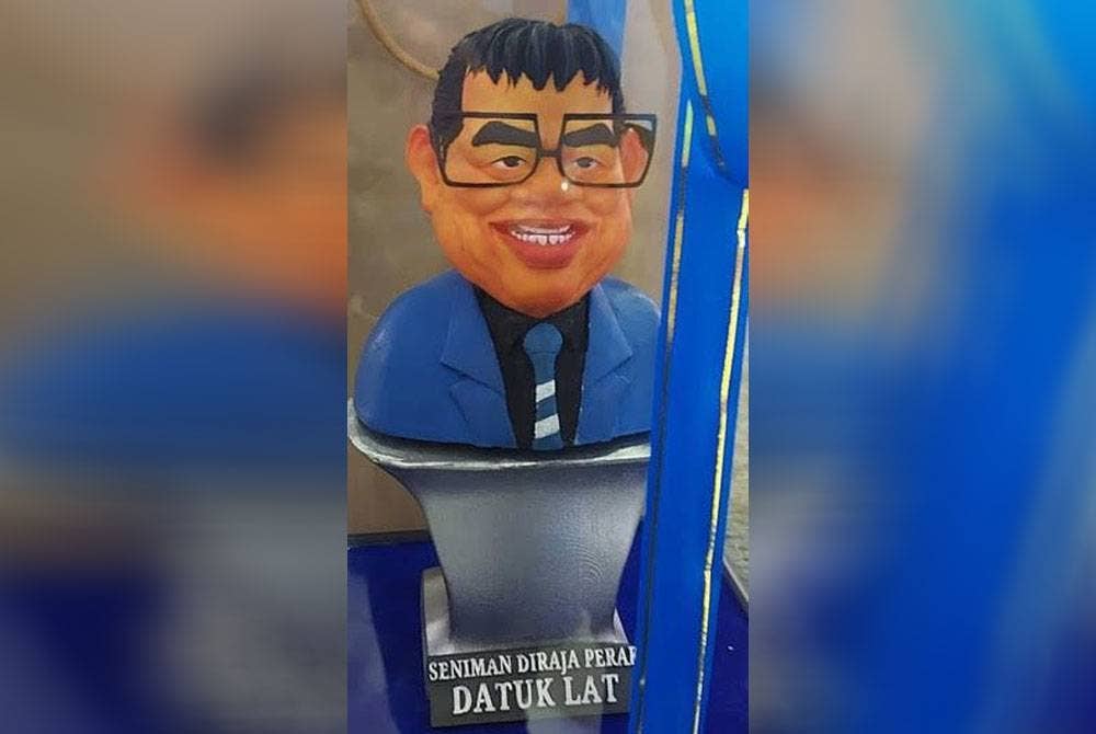 Replika Datuk Lat yang dihasilkan Zaky Qursani