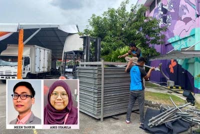 Semua petugas karnival terbesar di negeri Selangor ini sedang giat menjalankan persiapan akhir bagi memastikan program berjalan lancar. 