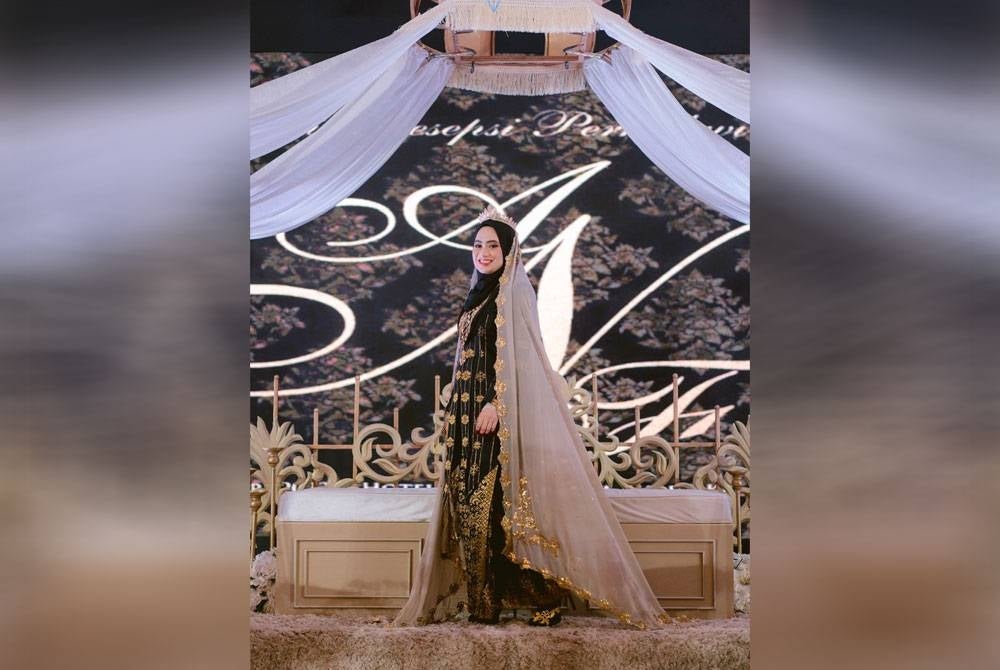 Kelingkan digayakan oleh Anis Najihah bernilai semasa RM20,000. Foto: Ihsan Nik Faiz