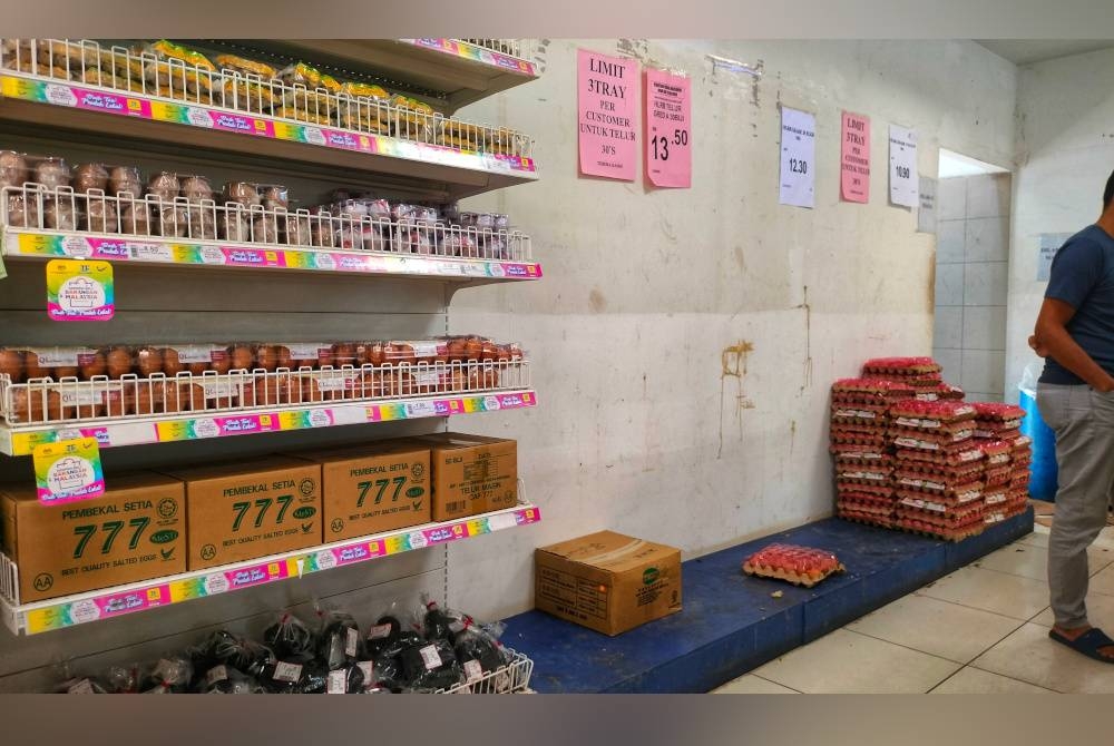 Tinjauan di sebuah pasar raya yang mengehadkan tiga sarang telur setiap seorang