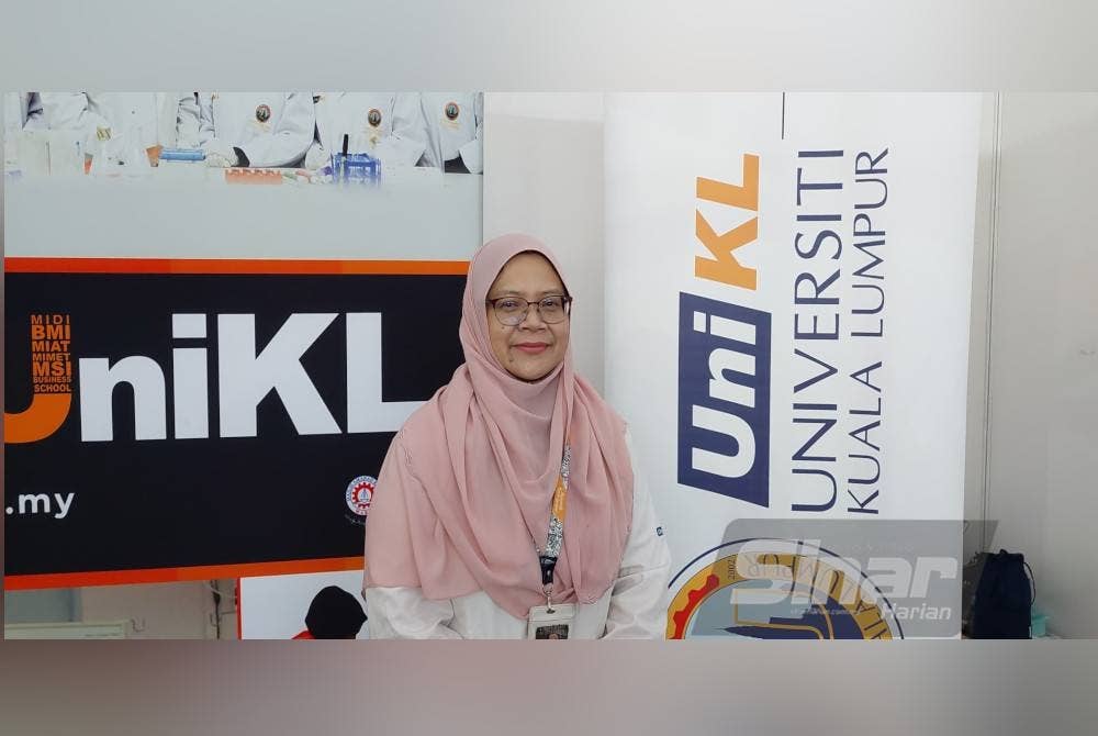 Dr Ruzainah