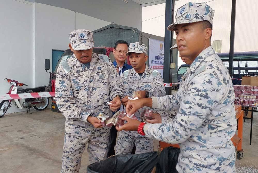 Maritim Malaysia Terengganu melupuskan 379,400 batang rokok seludup dengan nilai keseluruhan RM1.2 juta.